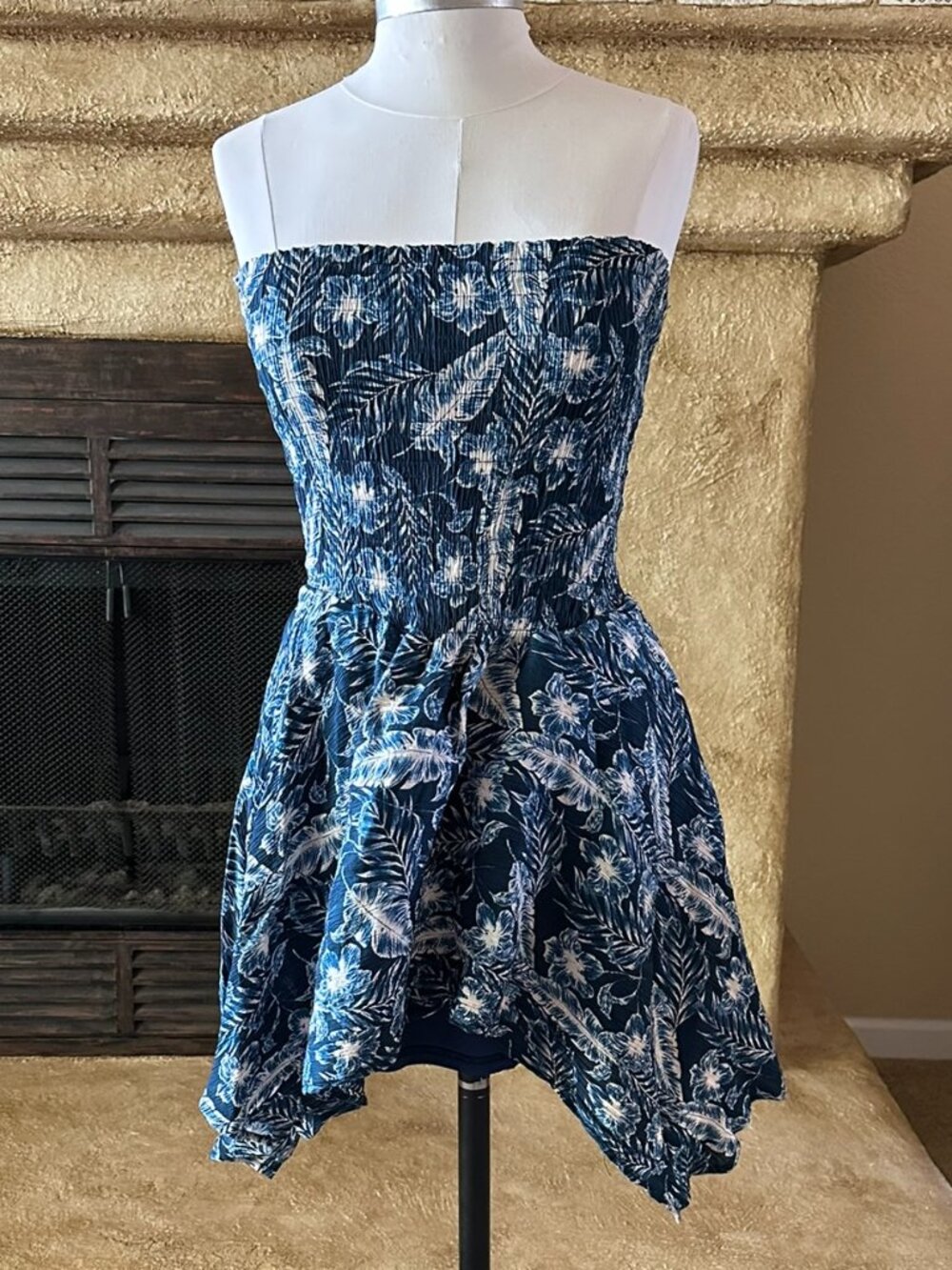 Swim cover up dress, strapless, blue print, Size M
